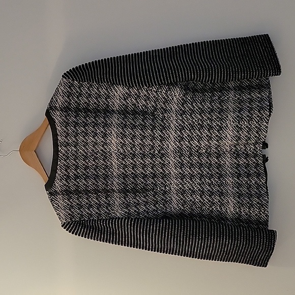 Max Mara Weekend Tweed Jacket with Faux Leather Trim - Black & White - Picture 4 of 5